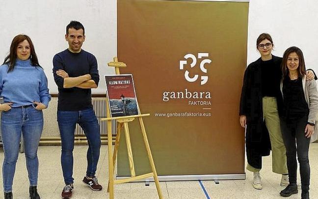 Integrantes de Hots y Aequus en la presentación del espectáculo.