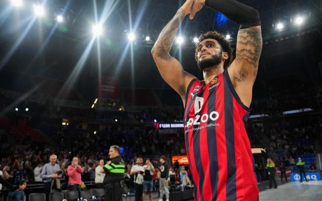 Howard celebra al final del partido la contundente victoria lograda ante el Maccabi