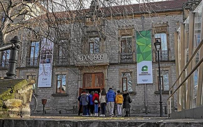 El centro cultural Montehermoso.