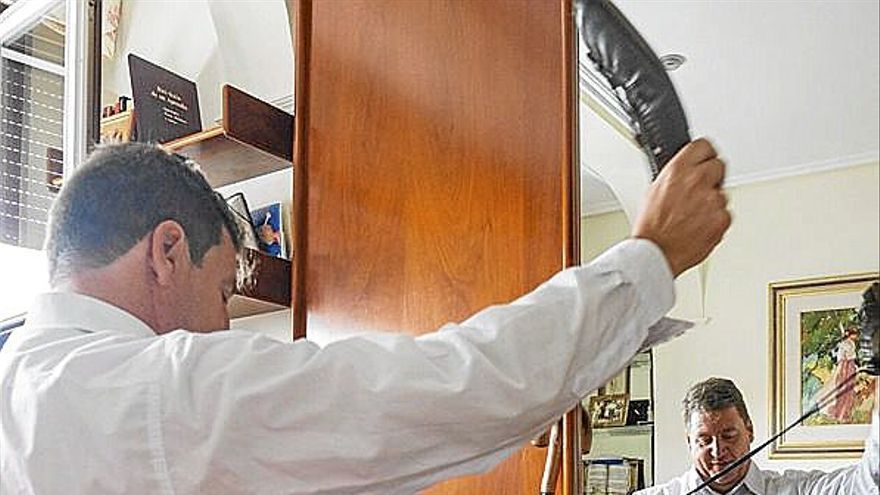 “La gente está con muchas ganas y tengo que pedir que se use la cabeza y nos faciliten llegar a la balconada, que el ímpetu no juegue una mala pasada”