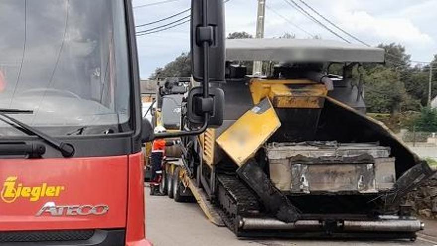 Muere un trabajador mientras manipulaba maquinaria en el barrio la Maza de Navajeda.