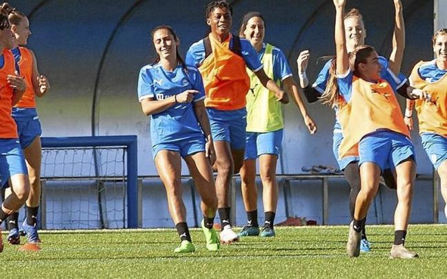 Las Gloriosas, durante un entrenamiento en Ibaia. Las Gloriosas, durante un entrenamiento en Ibaia.