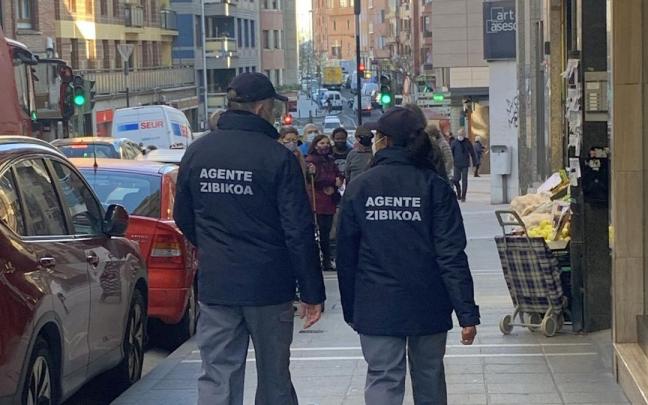 Los Agentes de Movilidad ayudarán en el control del tráfico a la entreda y salida de colegios.