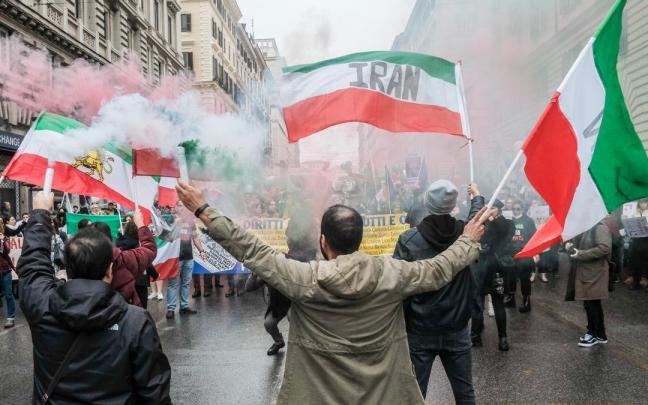 Protestas contra el r&eacute;gimen iran&iacute; en Roma este fin de semana.