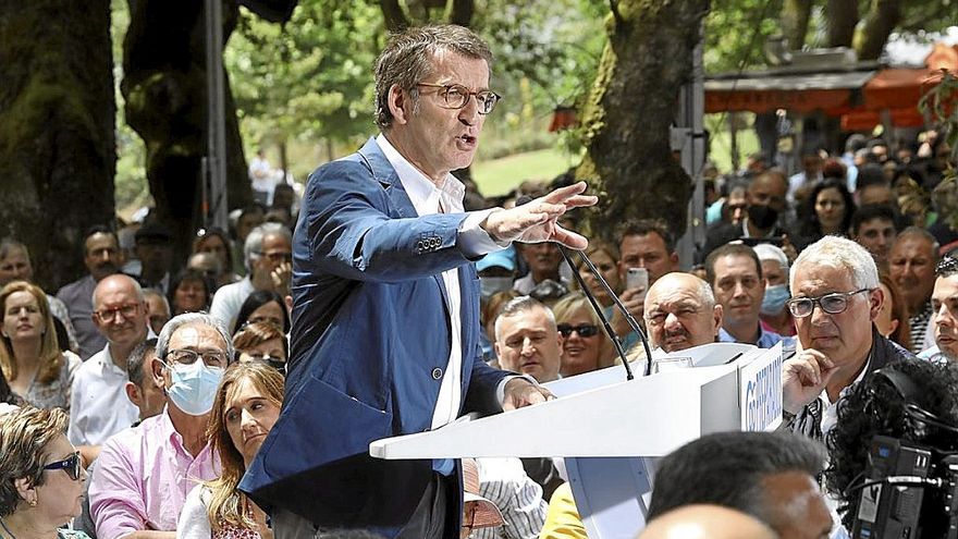 Alberto Núñez Feijóo interviene en la IV Romería Popular de O Pino, en A Coruña. | FOTO: EFE