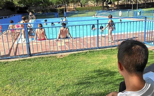 Imagen de archivo de las piscinas de Sesma.