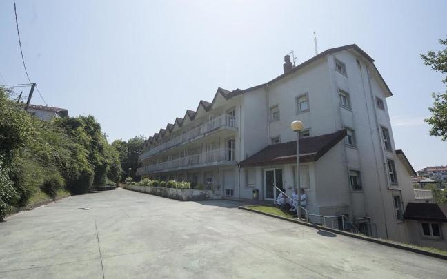 Solar situado en la trasera de la residencia Hermano Gárate, que podría acoger viviendas finalmente.