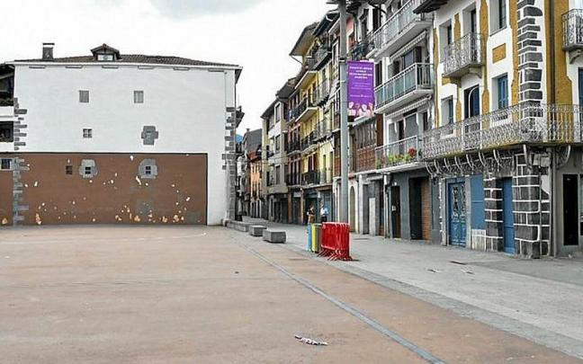 Erreboteko plaza de Amasa-Villabona. | FOTO: N.G.