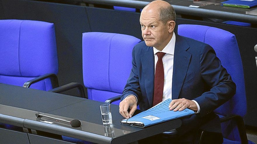 El canciller alemán, Olaf Scholz, durante una sesión plenaria en el Bundestag. | FOTO: E.P.