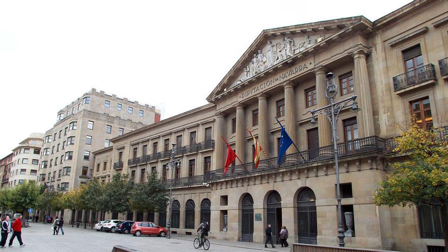 Fachada de la Diputación de Navarra