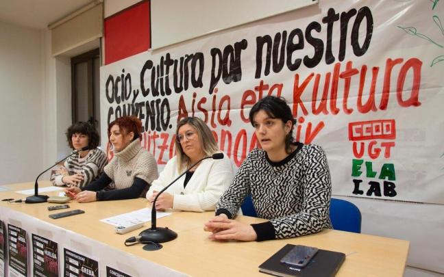 Rueda de prensa de CCOO, UGT, ELA y LAB sobre las reivindicaciones del sector del Ocio y Cultura y Gestión Medioambiental de Navarra. Rueda de prensa de CCOO, UGT, ELA y LAB sobre las reivindicaciones del sector del Ocio y Cultura y Gestión Medioambiental de Navarra.