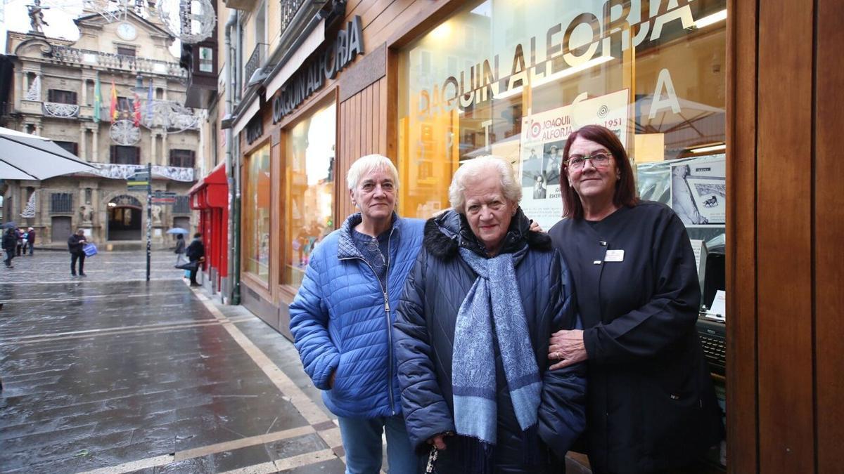 Yoya Alforja, Carmen Sagone y Miriam Alforja