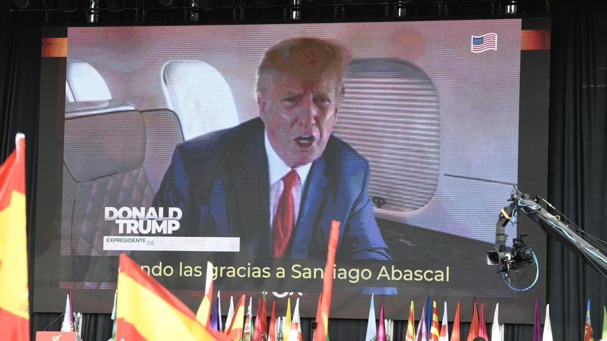 Trump, en el vídeo que se ha emitido en el acto de Vox.