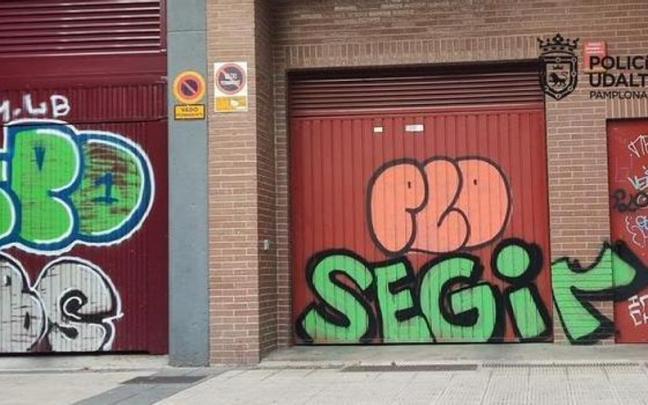 Imagen de uno de los grafitis