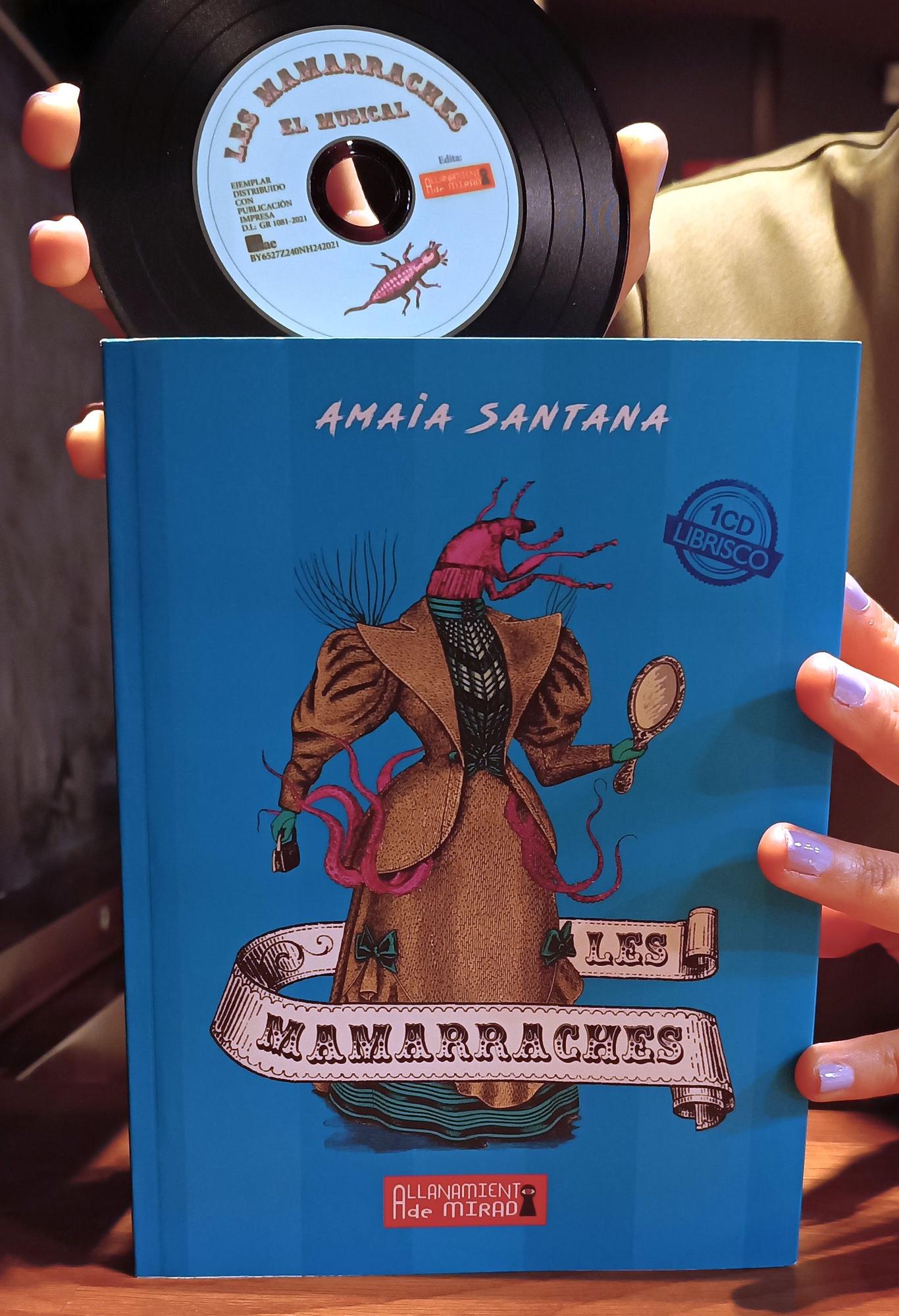 El libro cuenta con un CD.