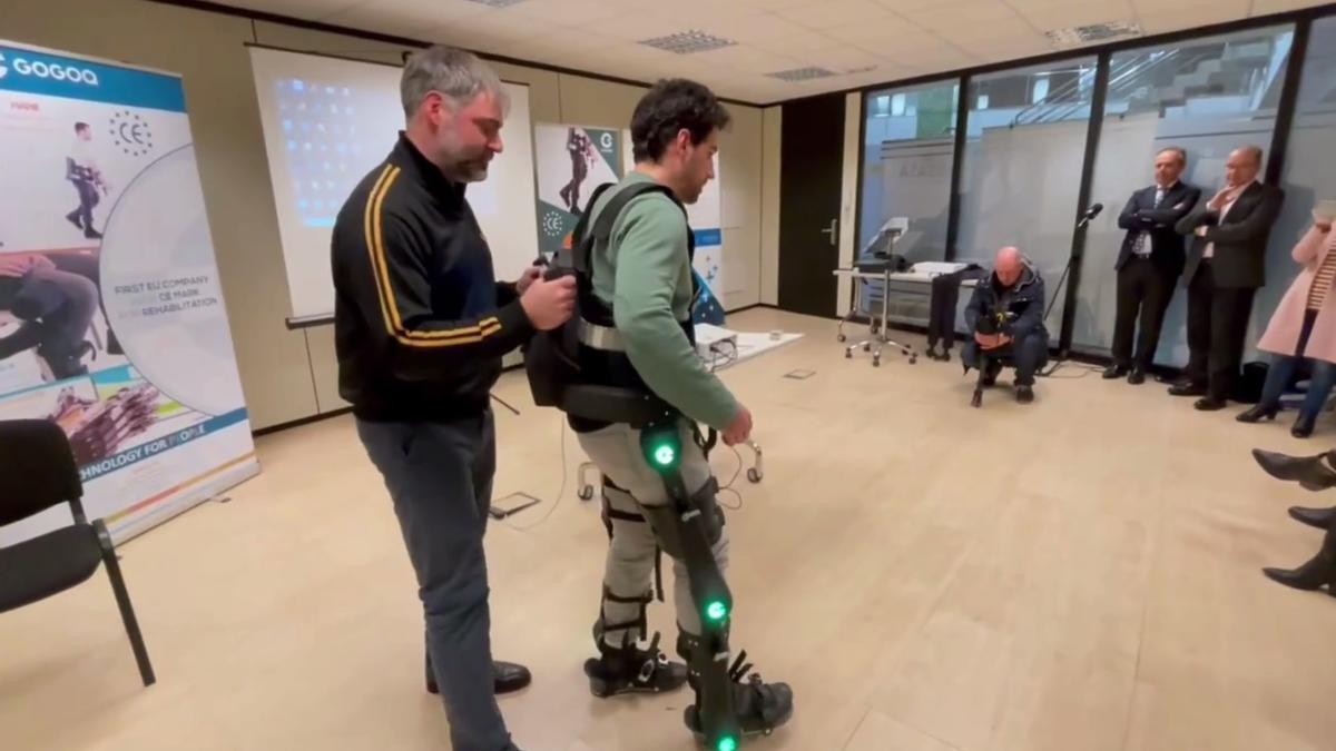 Urretxu estrena laboratorio de investigación y ensayos con exoesqueletos