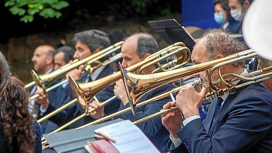 Integrantes de la Banda Municipal de Música de Vitoria durante un concierto.