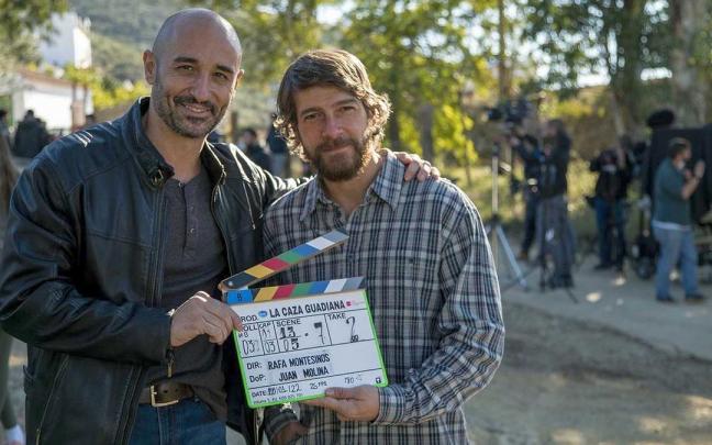 Alain Hern&aacute;ndez y F&eacute;lix G&oacute;mez, actores de la serie &lsquo;La Caza. Guadiana&rsquo;.