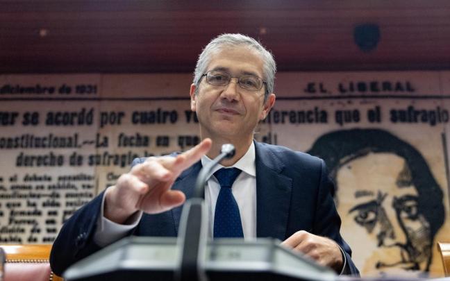 El gobernador del Banco de Espa&ntilde;a, Pablo Hern&aacute;ndez de Cos.