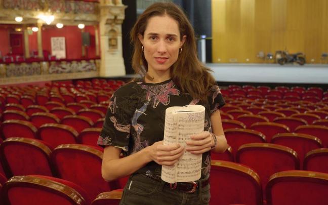 La directora de escena getxotarra, en el Teatro Arriaga.