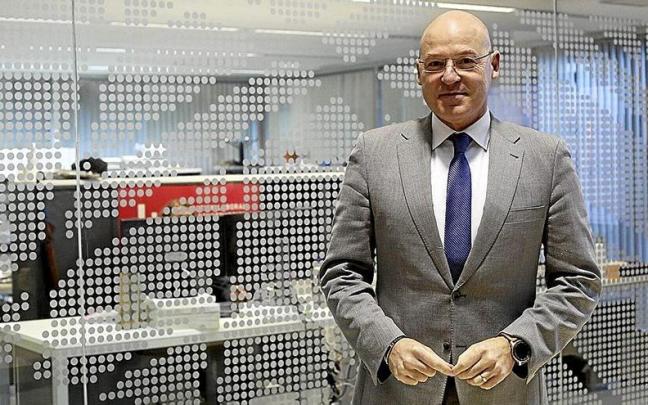 Emilio Lezana, en las instalaciones de la FLC de Navarra, en el polígono Areta (Huarte).