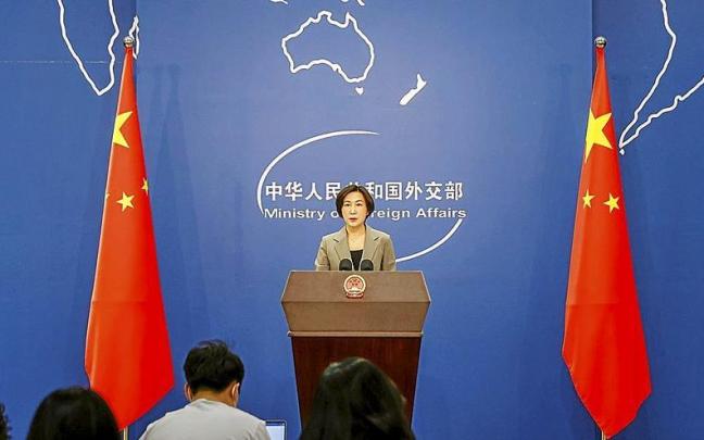 La portavoz del Ministerio de Asuntos Exteriores chino, Mao Ning, en la comparecencia de ayer. | FOTO: EFE