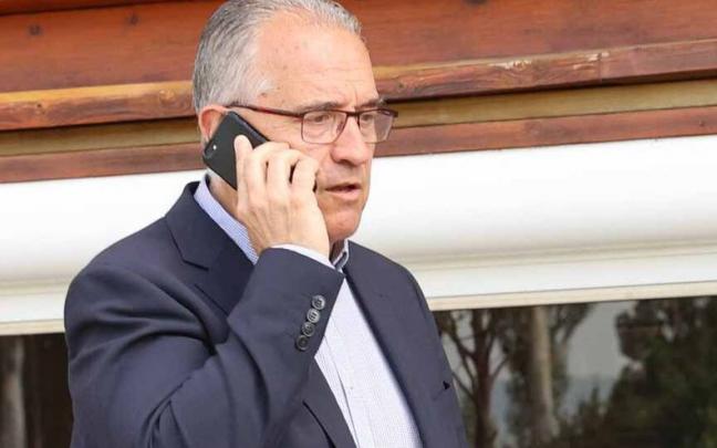 El alcalde de Pamplona Enrique Maya.