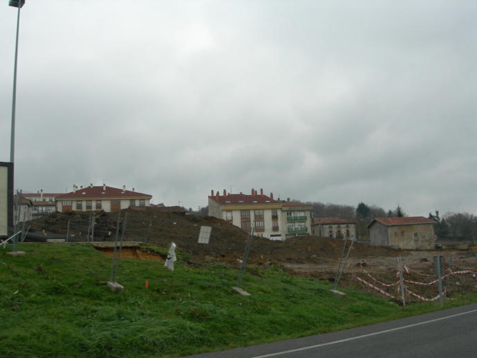 Movimiento de tierras en Legutio.