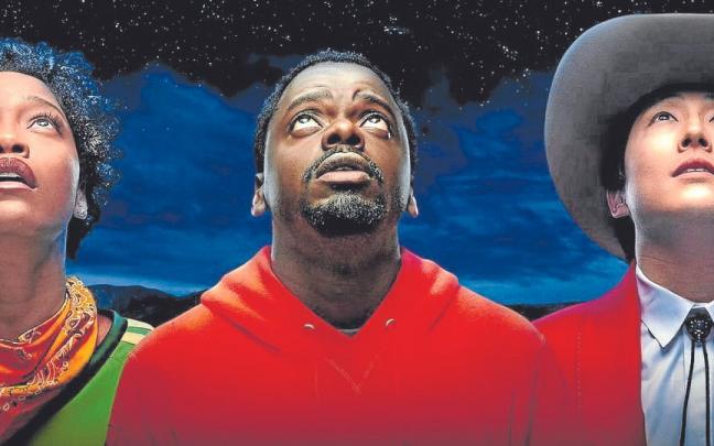 Repleta de estupendas e inolvidables imágenes e ideas, en ‘Nop’ interesan más los fragmentos que la constituyen que ese todo, homenaje a Spielberg, que su relato representa.