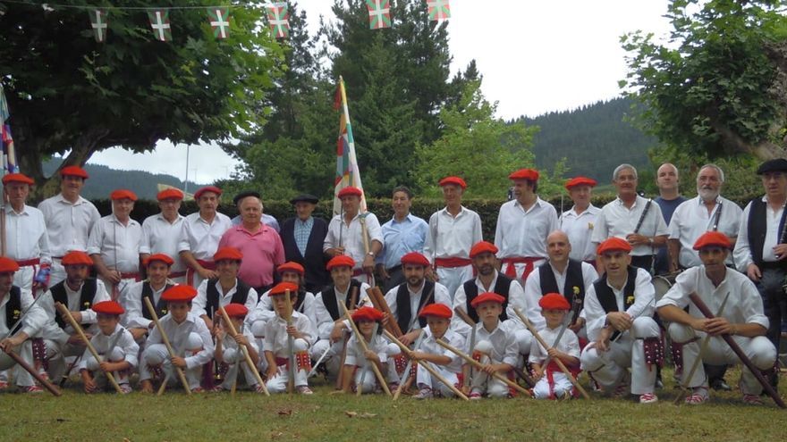 Las fiestas del barrio de San Lorentzo, celebradas el pasado mes de agosto, fueron especiales ya que sirvieron para conmemorar el 70 aniversario de la entidad.