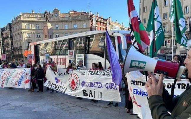 Protesta de los trabajadores del Centro Vasco de Transfusiones y Tejidos Humanos en Bilbao Protesta de los trabajadores del Centro Vasco de Transfusiones y Tejidos Humanos en Bilbao