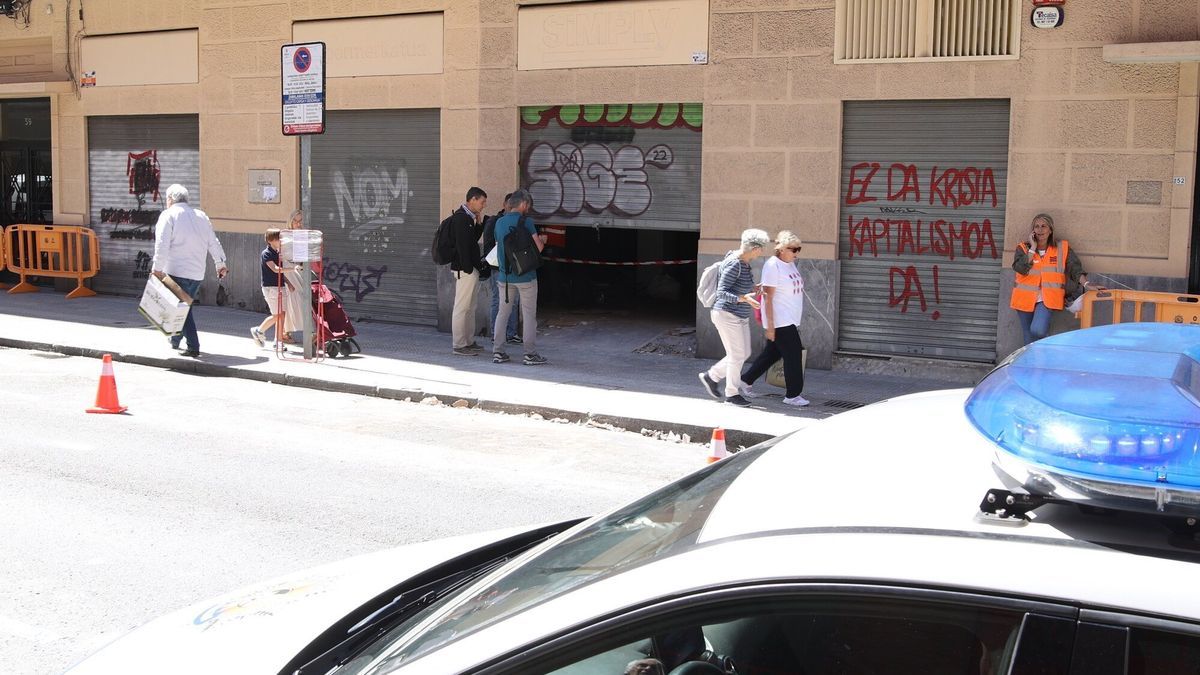Los portales afectados por el derrumbe en la calle Licenciado Poza de Bilbao