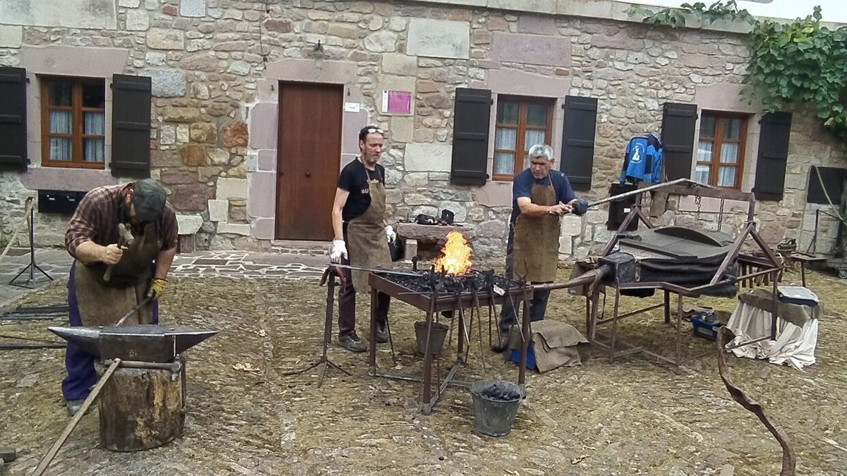 Los hermanos Brun, como cada año, exhibieron sus dotes para la forja.
