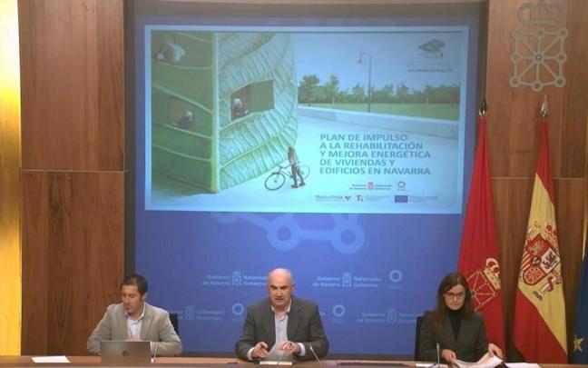 El vicepresidente Aierdi presenta el plan de regeneración urbana en barrios de 10 localidades navarras