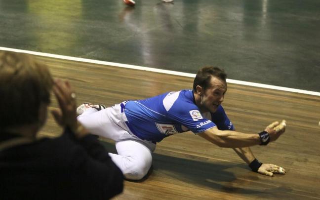 Elordi, en un partido del Cuatro y Medio. Elordi, en un partido del Cuatro y Medio.