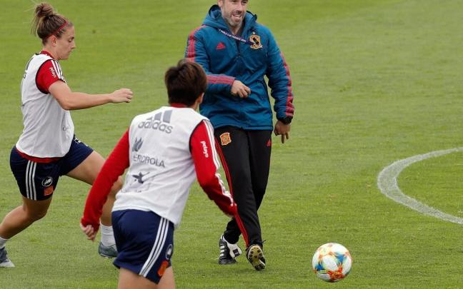 Vilda, en un entrenamiento con la selección.