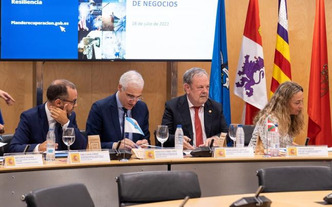 Azpiazu (2D), en la reunión de la Conferencia Sectorial para la mejora Regulatoria y el Clima de Negocios Azpiazu (2D), en la reunión de la Conferencia Sectorial para la mejora Regulatoria y el Clima de Negocios