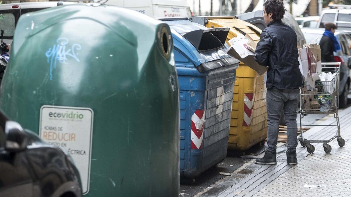 El nuevo contenedor electrónico transformará el sistema de recogida de residuos en la ciudad