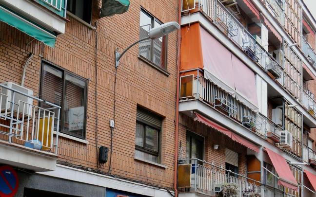 La Polic&iacute;a inspecciona la casa donde resid&iacute;a Juana Canal, la mujer desaparecida hace 19 a&ntilde;os.