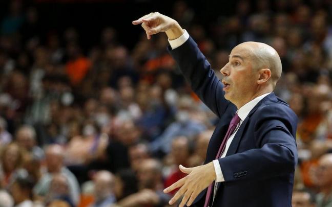 Joan Pe&ntilde;arroya durante el partido de la primera jornada de la Euroliga entre Valencia