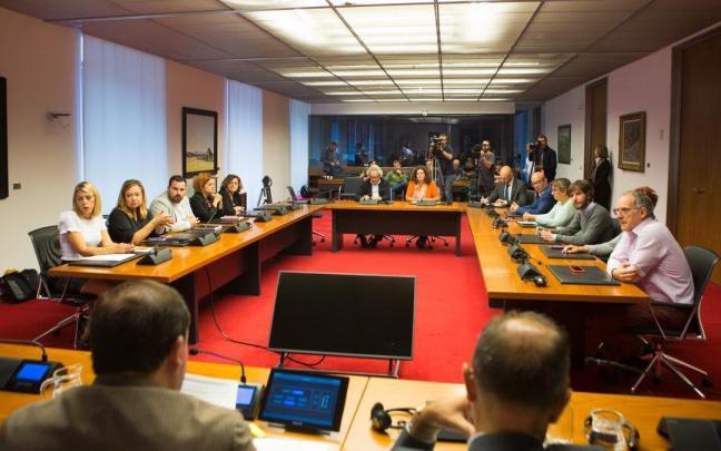 Reunión de la comisión de Reglamento.