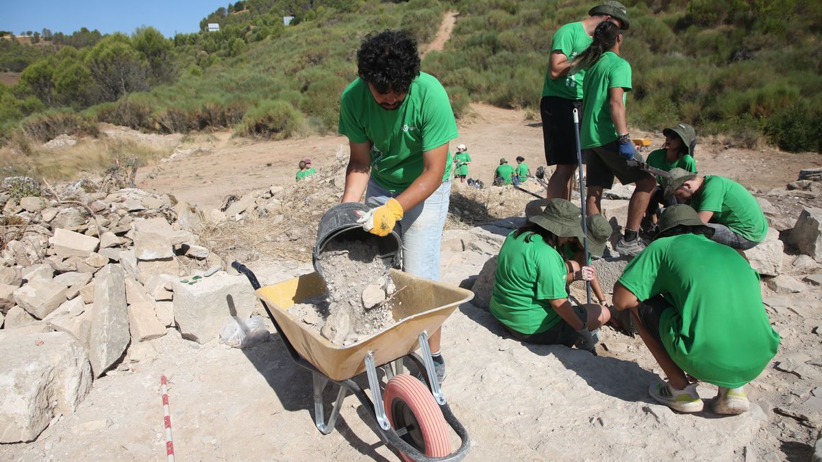 Trabajos de rehabilitación en el antiguo monasterio.