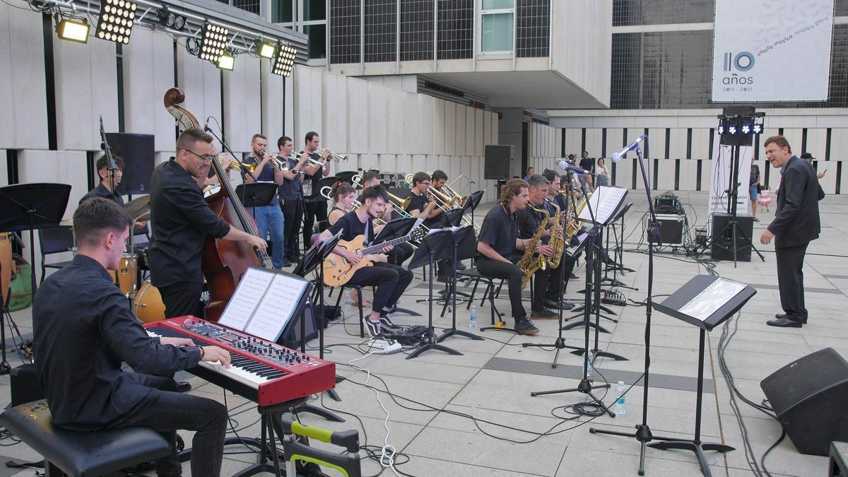 La Big Band del Conservatorio Superior, durante un concierto en junio de este año.