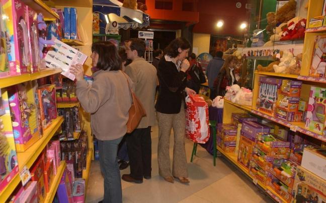 Los vascos tienen pensado comprar perfumes, juguetes, moda, libros y calzado y complementos.