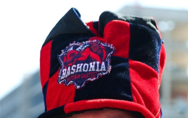 Ospakizun berezia... Araba Etxean