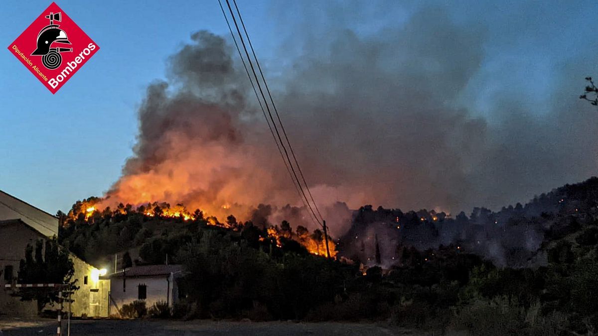 Incendio en la Vall d'Ebo (Alicante).