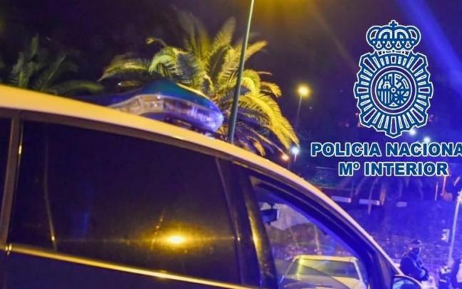 Vehículo de la Policía Nacional. Vehículo de la Policía Nacional.