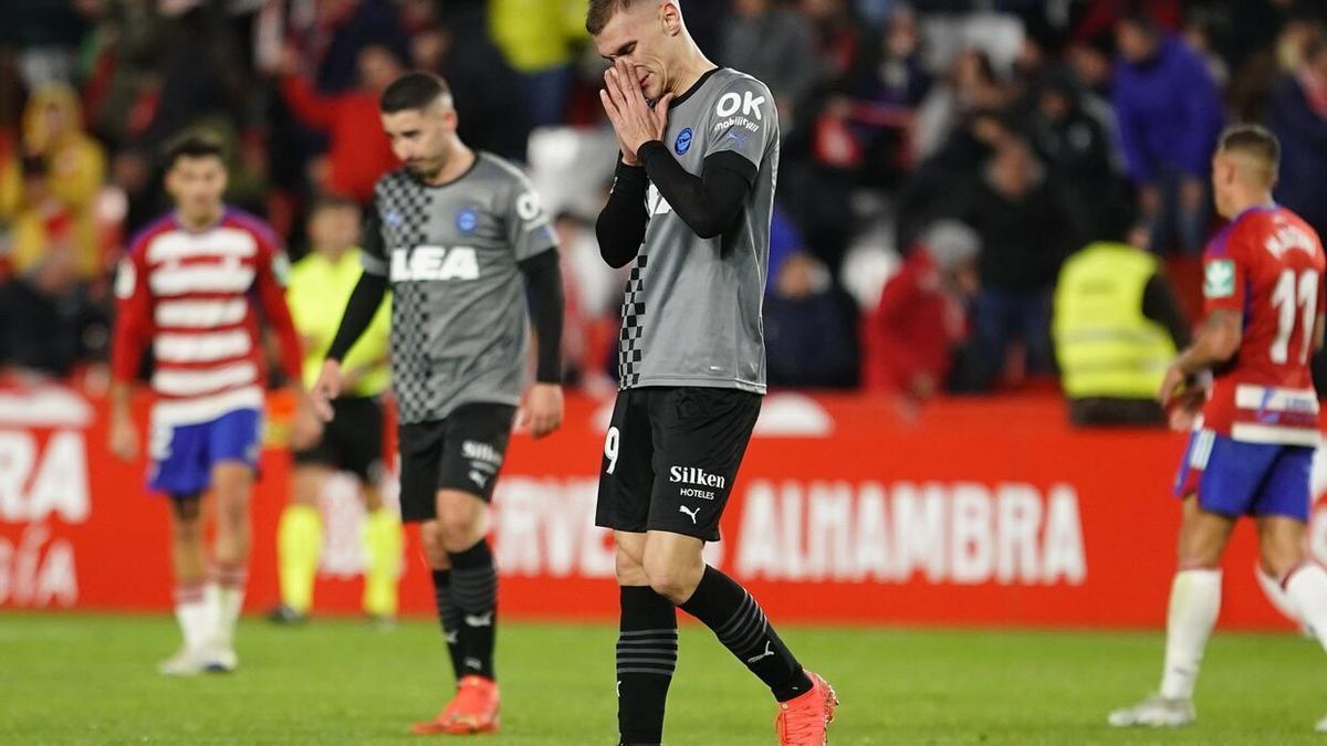 Derrota del Alavés frente al Granada