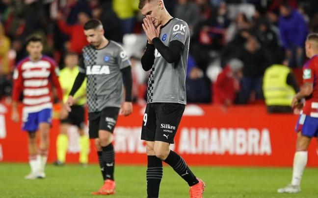Derrota del Alavés frente al Granada Derrota del Alavés frente al Granada