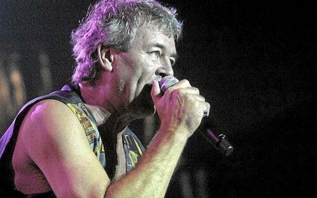Ian Gillan en el Azkena Rock 2005.